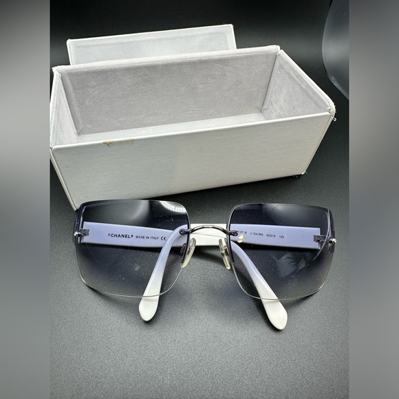 Authentic Vintage Chanel  Sunglasses White Temples Rare Vintage With Dior Case - Picture 7 of 16